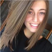 Étudiante pouvant aider en français, italien (niveau courant) et anglais (niveau lycée max)